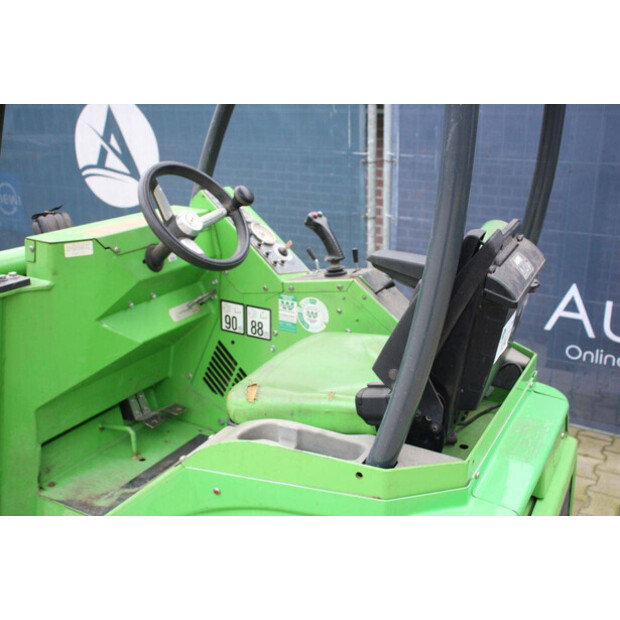 2018 Avant M528RIMCT-44522290