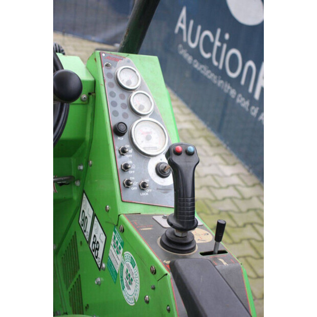 2018 Avant M528RIMCT-44522293