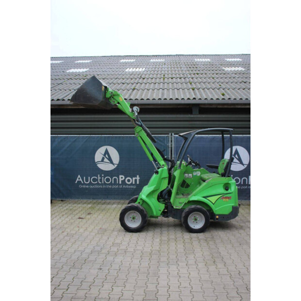 2018 Avant M528RIMCT-44522298