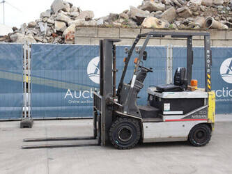 Image for LIFTS 2007 NISSAN P1B2 for Sale in Belgium