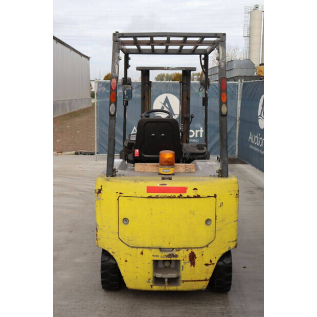 2007 نيسان P1B2-44522372