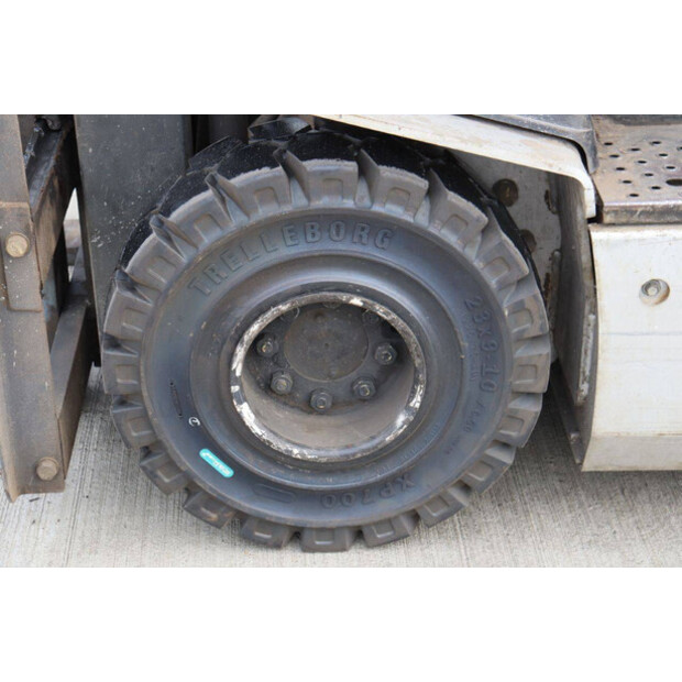 2007 نيسان P1B2-44522381