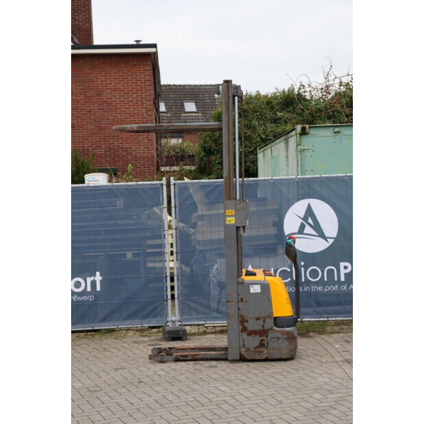 2018 جنجهينريتش EJC 216-44522484