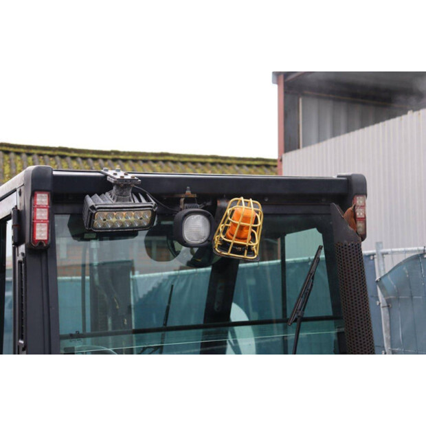 2012 يال GLP30VX-44522572