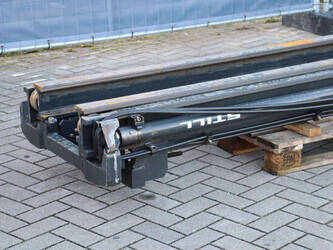 2007-still-r60-35-1398011-44522592