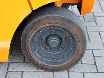 2007-still-r60-35-1398011-44522606