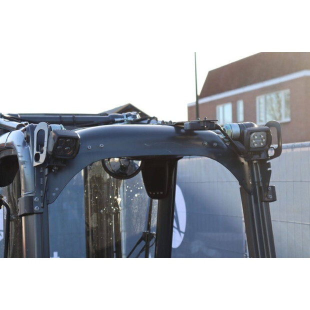 2023 ليندي E16L-02-44522645