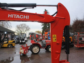 2013-hitachi-zx52u-3-1398015-44522711