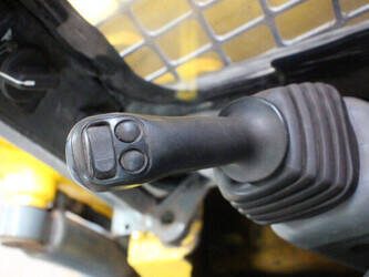 2019-gehl-r165-1398034-44523187