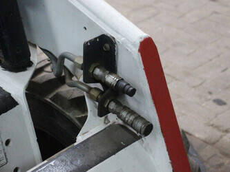 bobcat-753-1398035-44523205