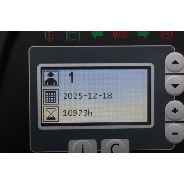 2013 بي تي RRE140CC-44523492