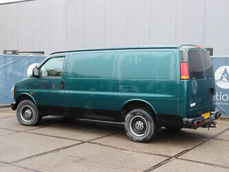 2000-chevrolet-chevy-van-44523532