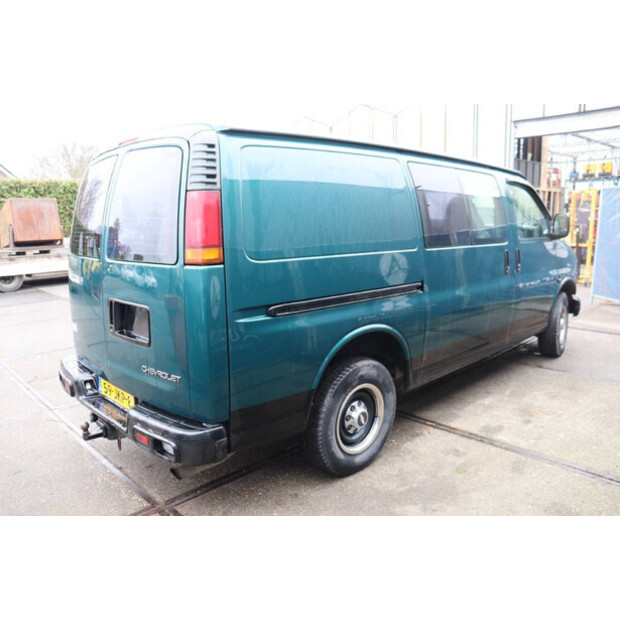 2000 Chevrolet Chevy Van-44523535