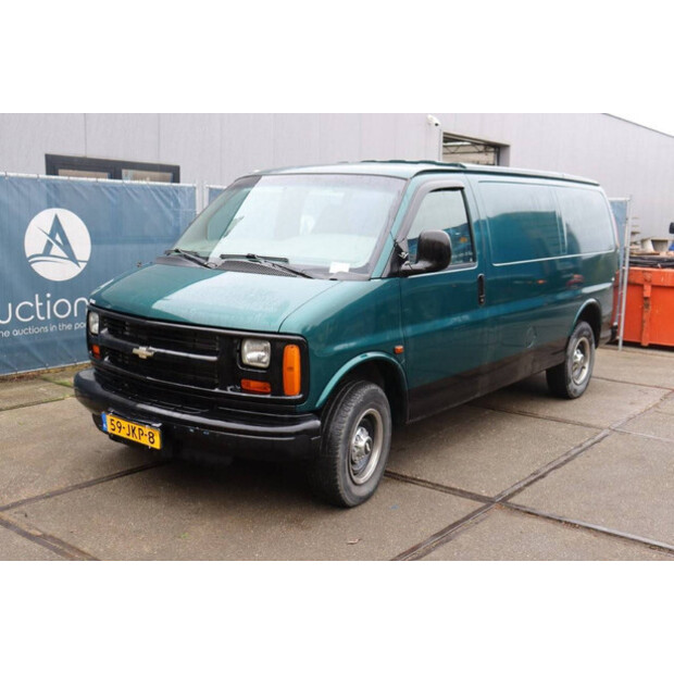 2000 Chevrolet Chevy Van-44523538