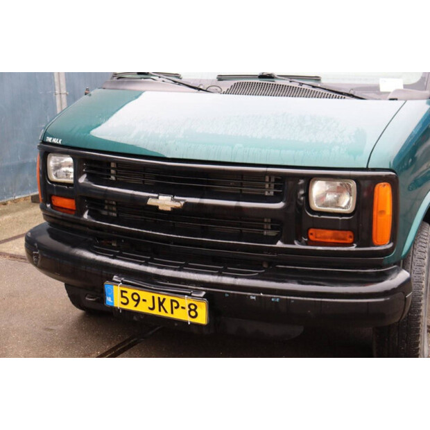 2000 Chevrolet Chevy Van-44523539