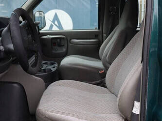 2000-chevrolet-chevy-van-44523548