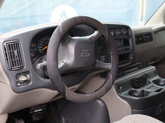 2000-chevrolet-chevy-van-44523550