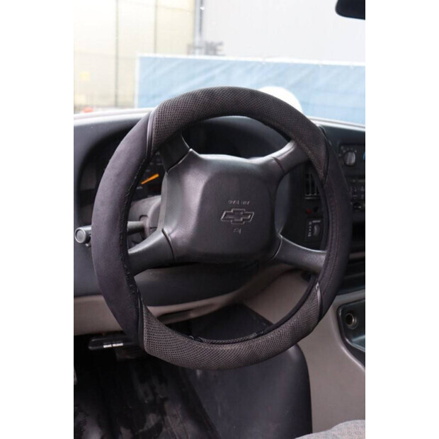 2000 Chevrolet Chevy Van-44523552