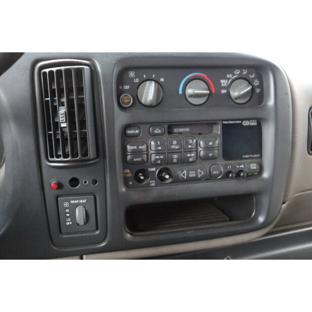 2000 Chevrolet Chevy Van-44523555