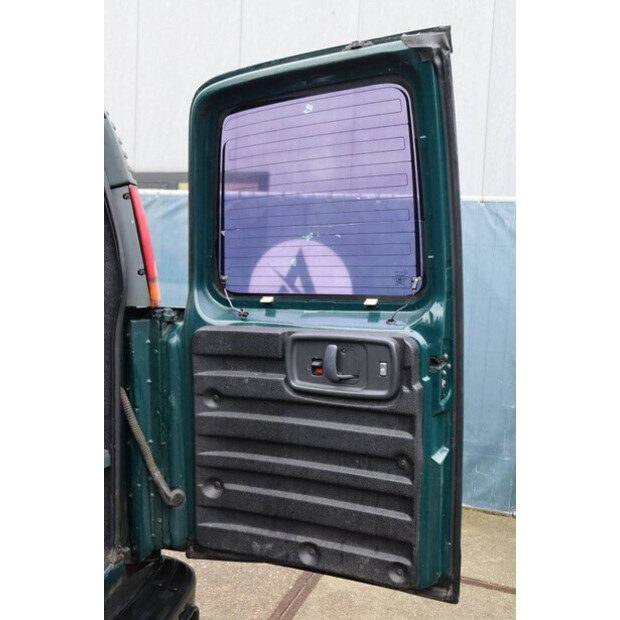 2000 Chevrolet Chevy Van-44523561