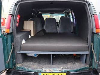 2000-chevrolet-chevy-van-44523563