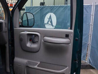 2000-chevrolet-chevy-van-44523571