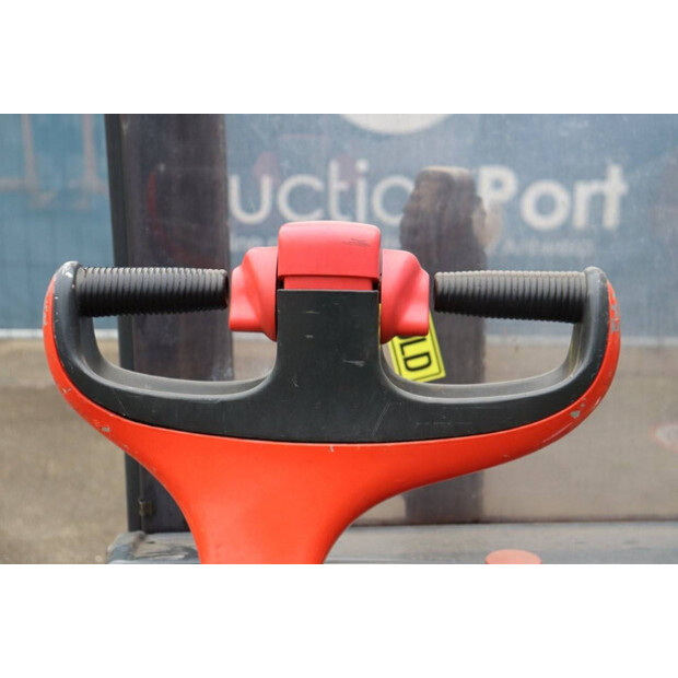 ليندي L12-44523613