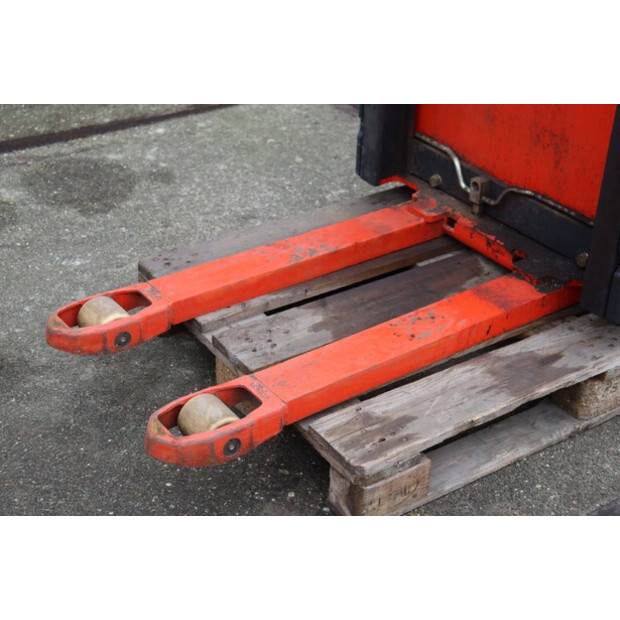 ليندي L12-44523626