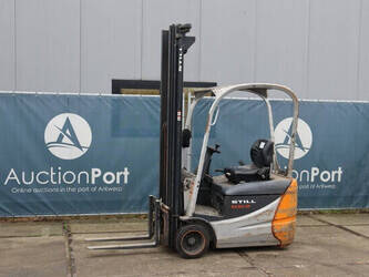 Image de CHARIOTS ÉLÉVATEURS 2006 Still RX50-13