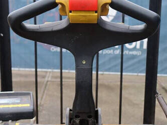 2008-yale-mp20x-44523675