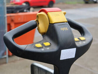 2008-yale-mp20x-44523678