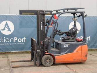 صورة ل مناولة العتاد 2021 تويوتا 8FBE18T للبيع في بلجيكا