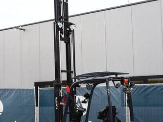 2021-toyota-8fbe18t-44523876