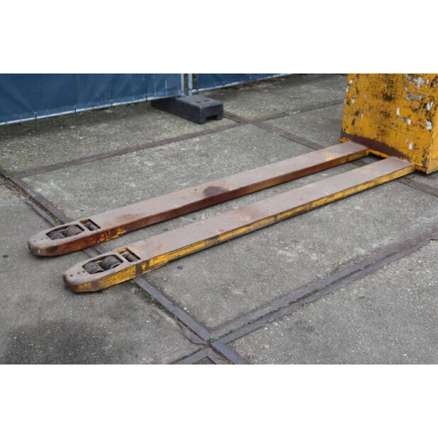 2016 جنجهينريتش ERE 225-44523919