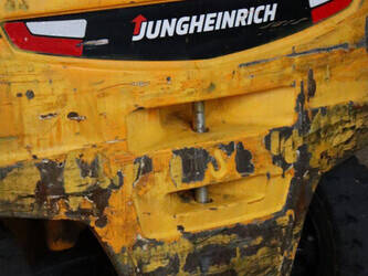 2018-jungheinrich-efg-320-1398061-44524078