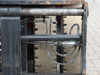 2016-toyota-8fbmt50-1398064-44524180