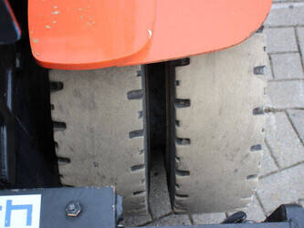 2016-toyota-8fbmt50-1398064-44524183