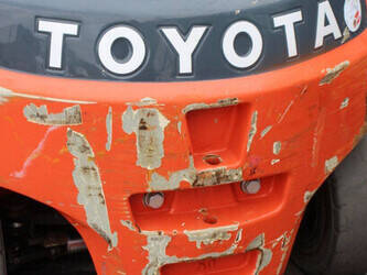 2016-toyota-8fbmt50-1398064-44524187