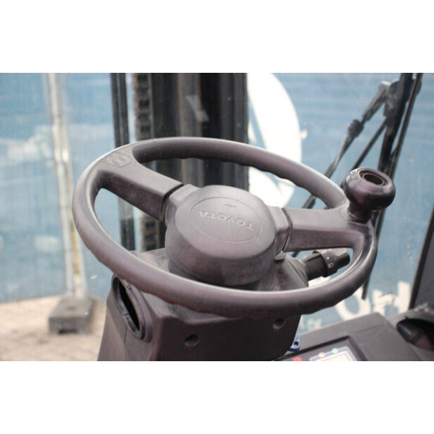 2016 تويوتا 8FBMT50-44524193