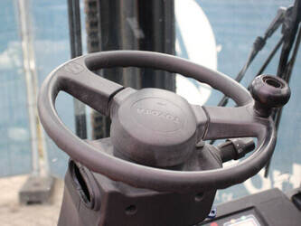 2016-toyota-8fbmt50-1398064-44524193