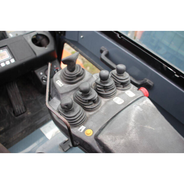 2016 تويوتا 8FBMT50-44524195