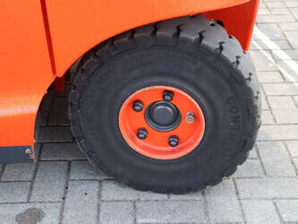 2022-linde-e50hl-01-600-1398068-44524324