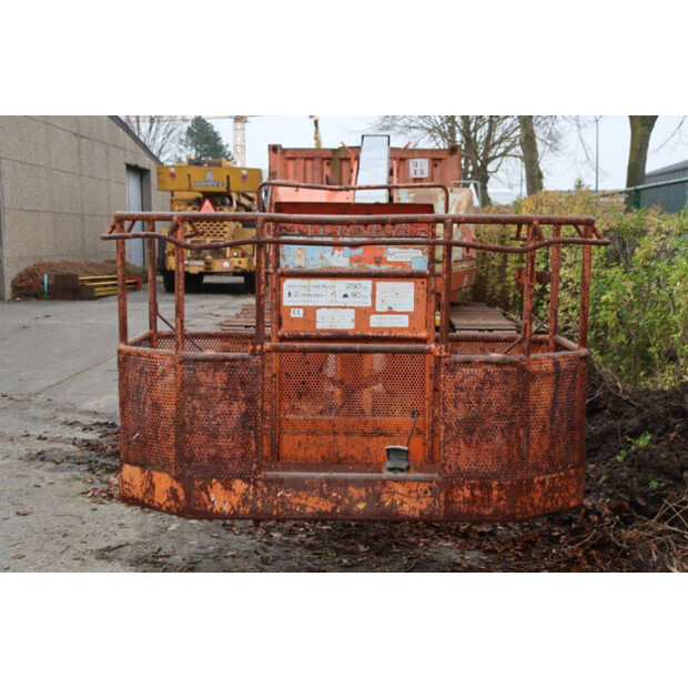 2001 ايتشي SR182-44524796