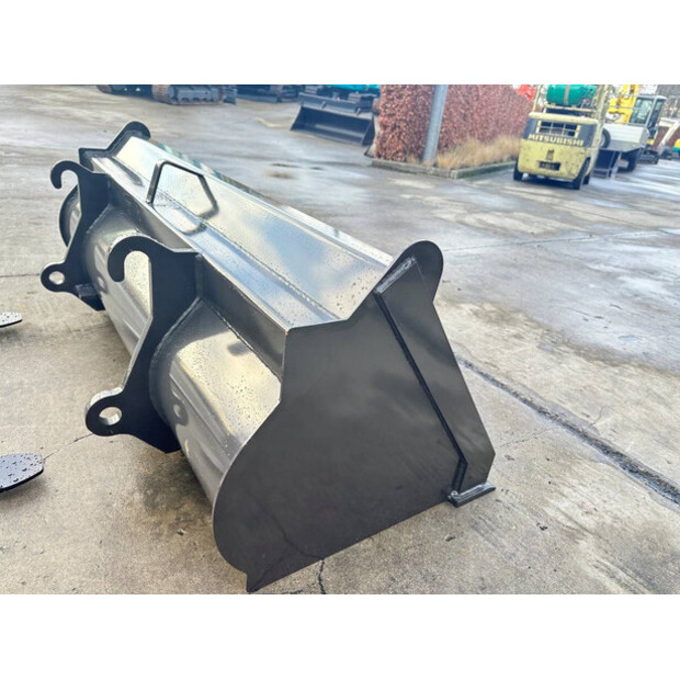 2025 Wolf Mini 780T-44524872