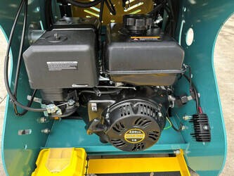 2025-machpro-mp-s300-1398088-44525114