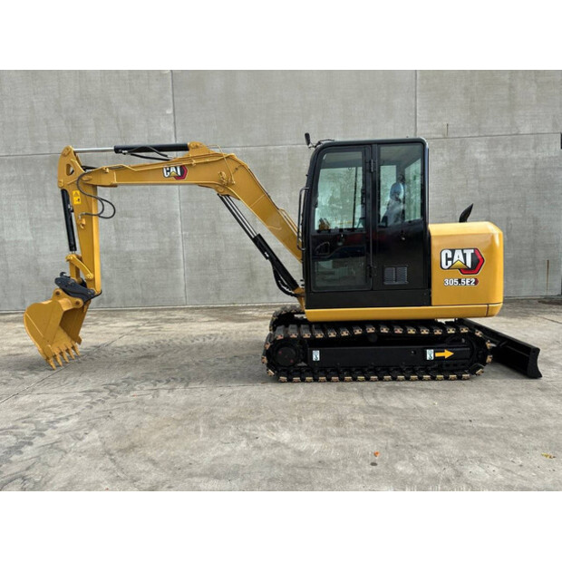 2017 Caterpillar 305.5E2-44525187