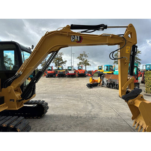 2017 Caterpillar 305.5E2-44525198