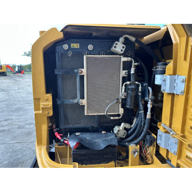 2017 Caterpillar 305.5E2-44525203