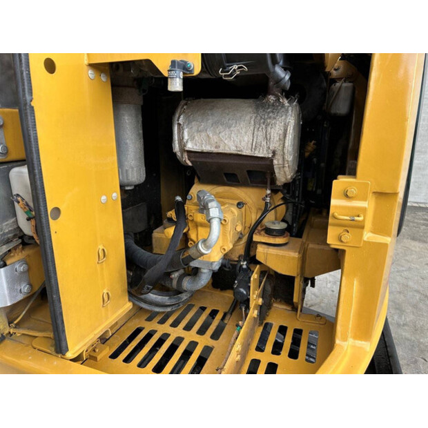 2017 Caterpillar 305.5E2-44525209