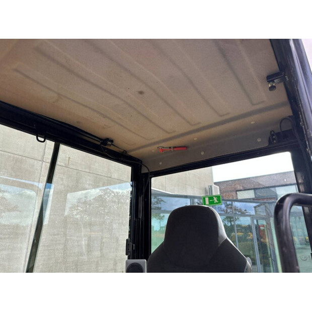 2017 Caterpillar 305.5E2-44525212